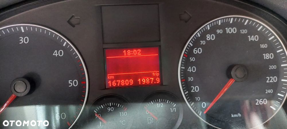 Volkswagen Touran 1.9 TDI Highline - 7