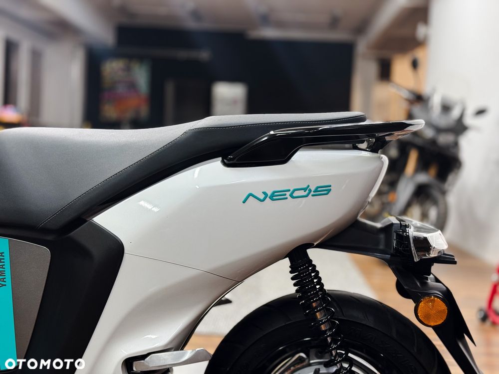 Yamaha Neos - 6
