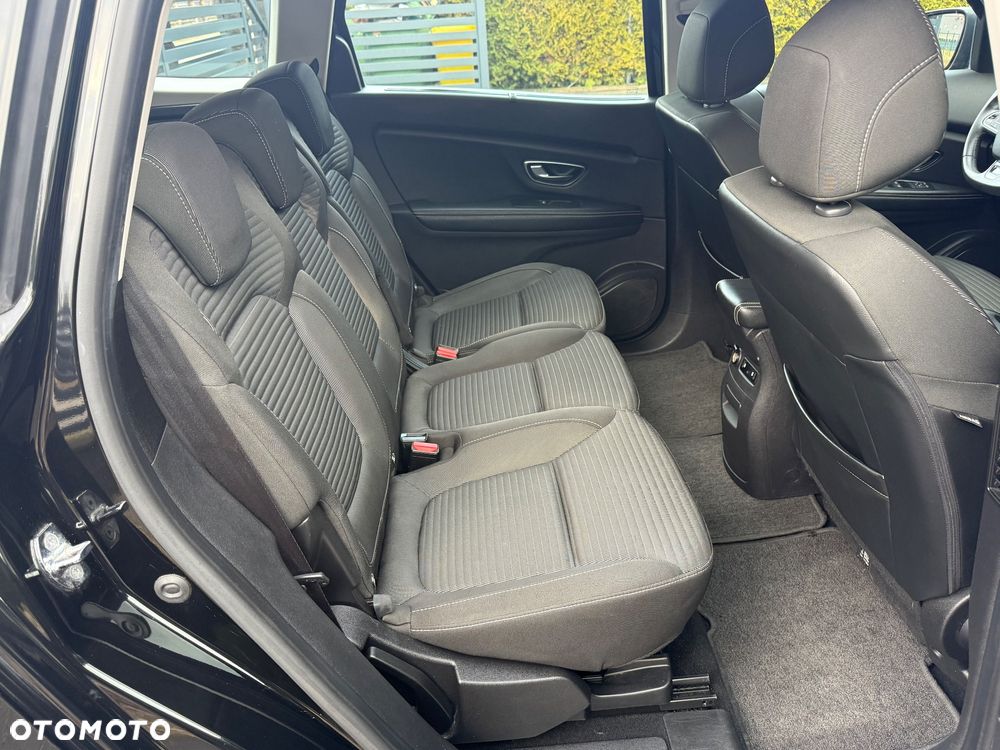 Renault Grand Scenic TCe 140 GPF EDC BLACK EDITION - 21