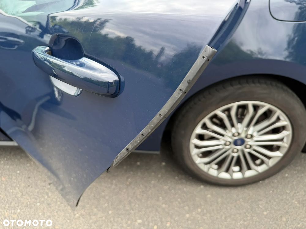 Ford Focus 1.5 EcoBoost Titanium - 17