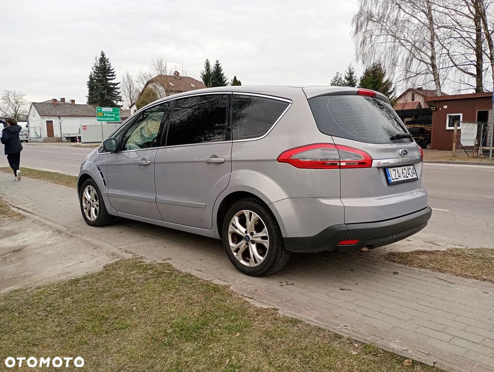 Ford C-MAX 2.0 TDCi Edition - 14