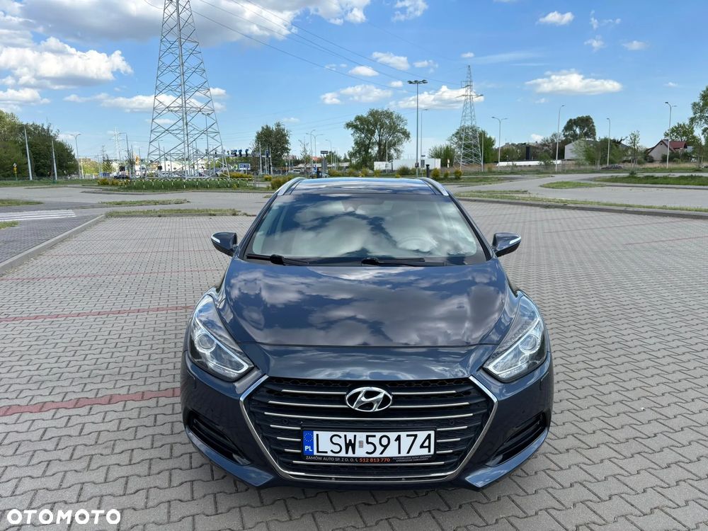 Hyundai i40 Kombi blue 1.7 CRDi DCT Premium - 14