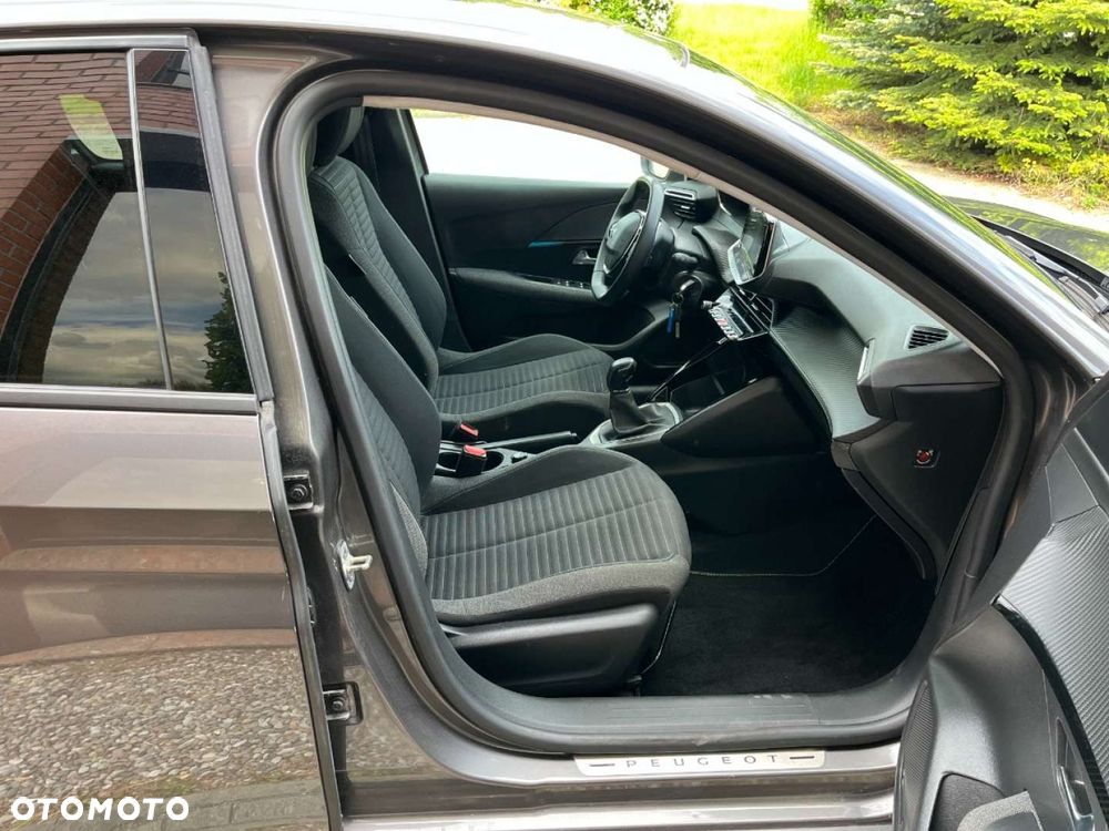 Peugeot 208 1.2 PureTech Style S&S - 21
