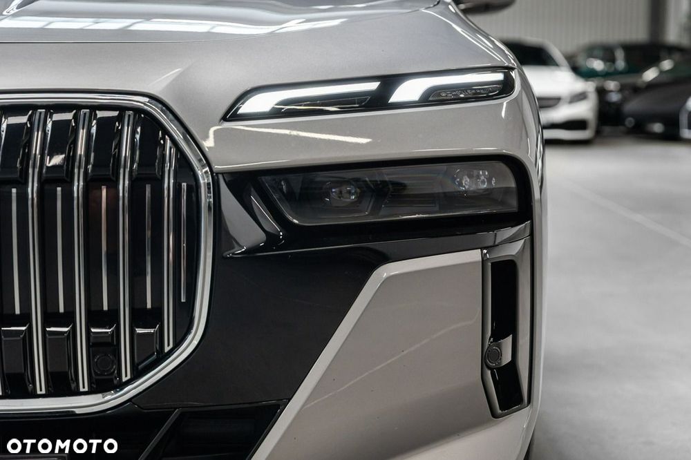 BMW Seria 7 740d xDrive mHEV M Sport sport - 16
