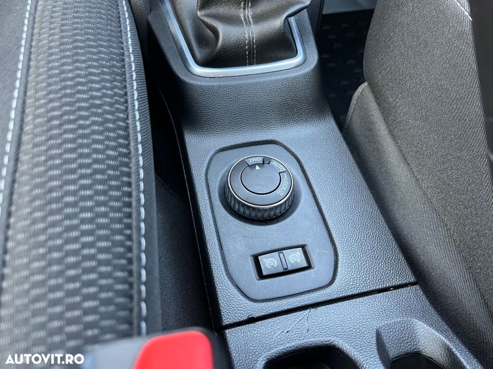 Dacia Duster 1.6 SCe 4WD Essential - 13