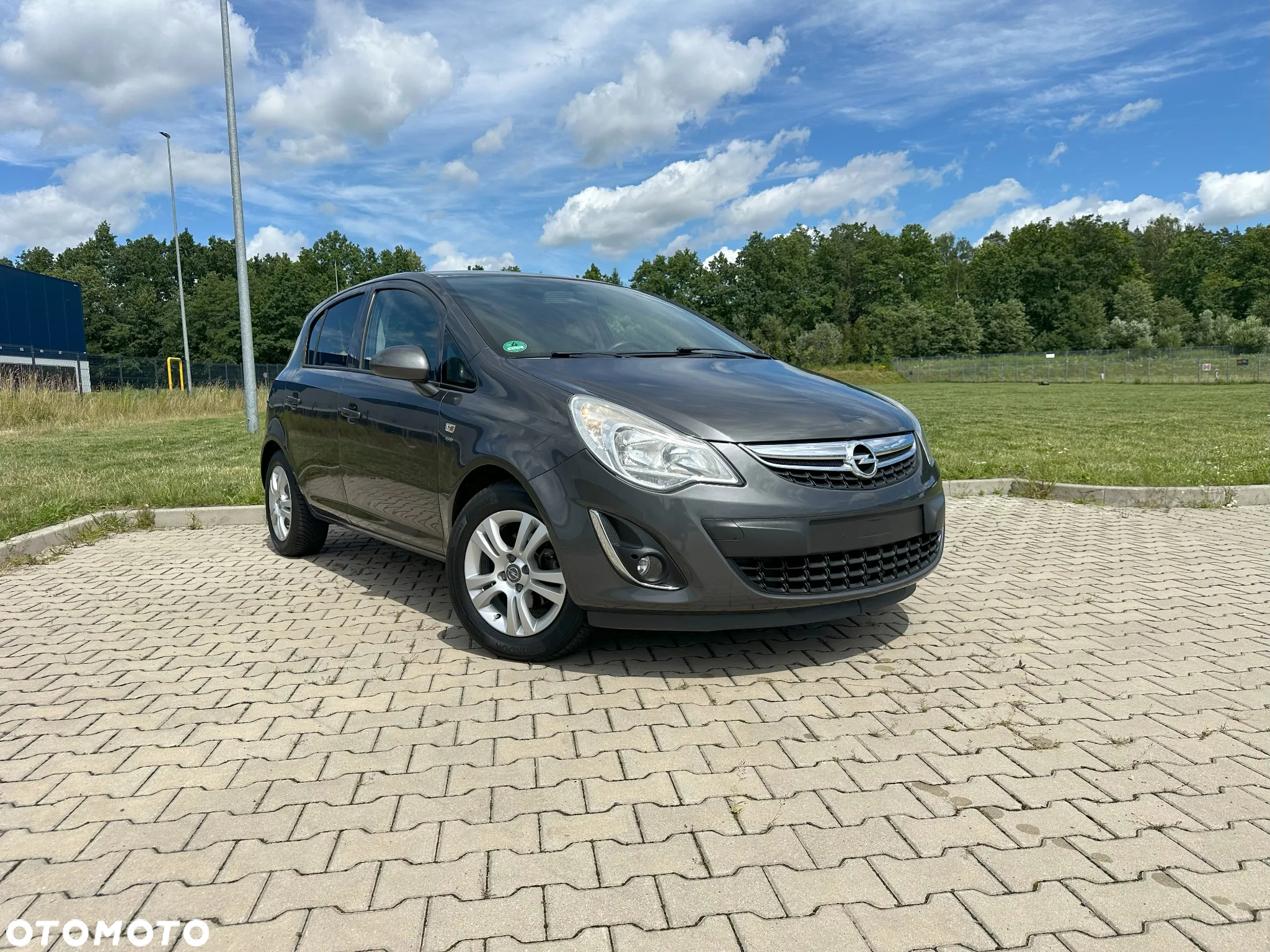 Opel Corsa 1.4 16V Satellite - 4