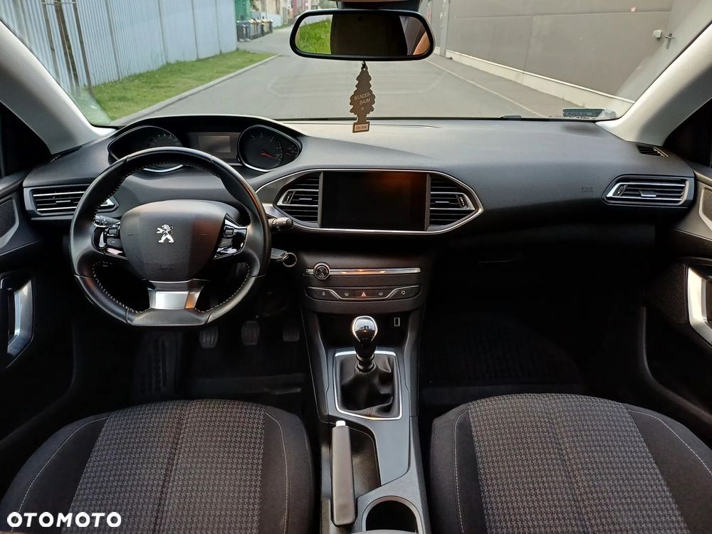 Peugeot 308 1.5 BlueHDi Active S&S - 11