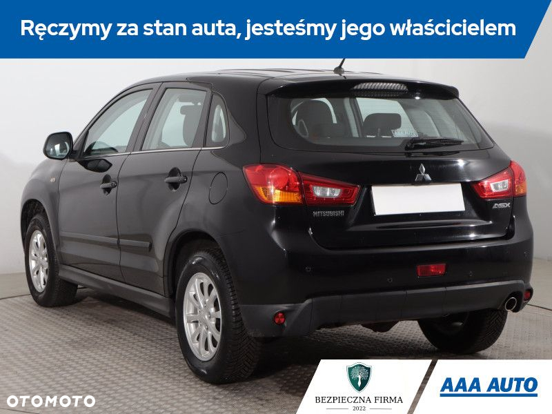 Mitsubishi ASX - 5
