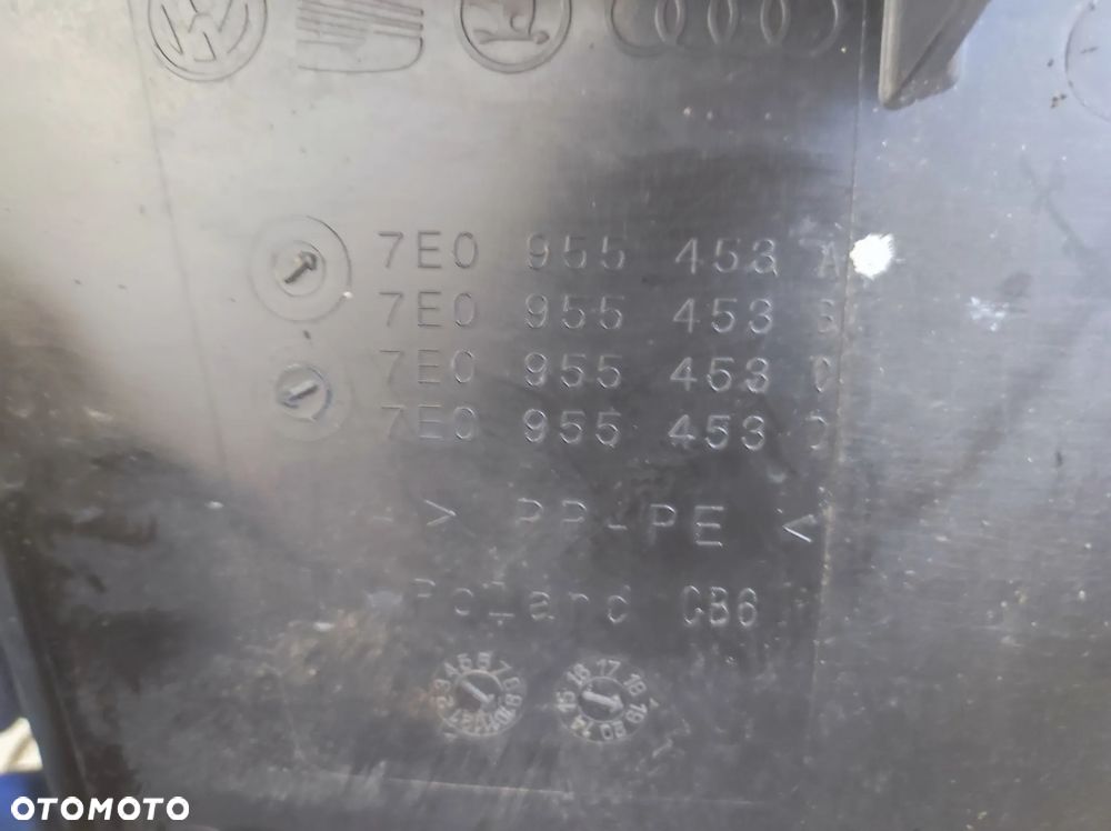 ZBIORNIK ZBIORNICZEK SPRYSKIWACZY VW TRANSPORTER T6 LIFT - 8