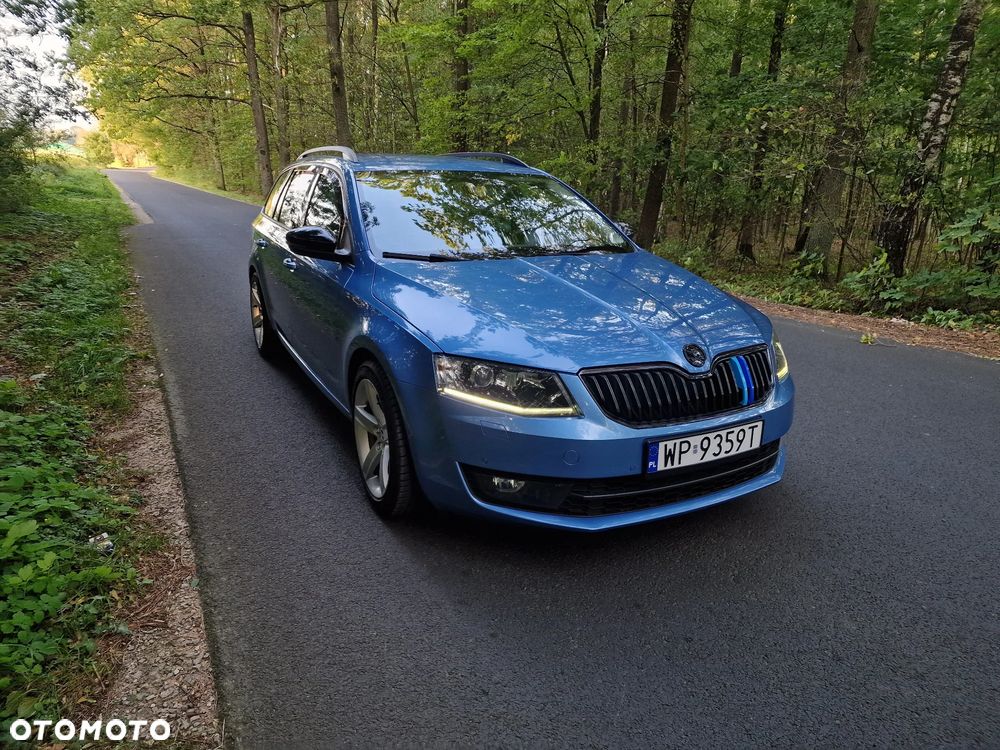 Skoda Octavia 2.0 TDI DSG Sportline - 14