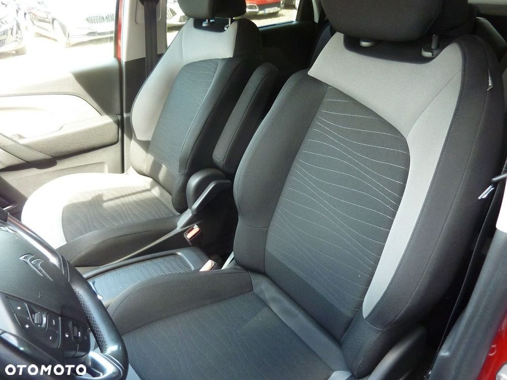 Citroën C4 Picasso - 12