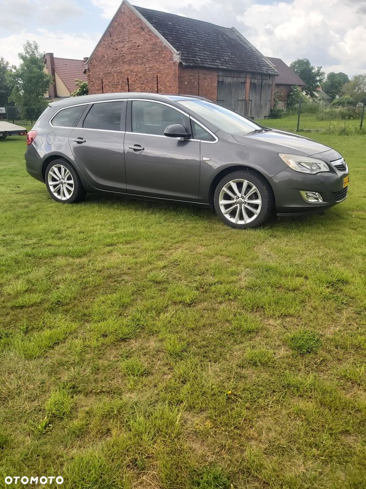 Opel Astra 1.4 Turbo Cosmo - 8