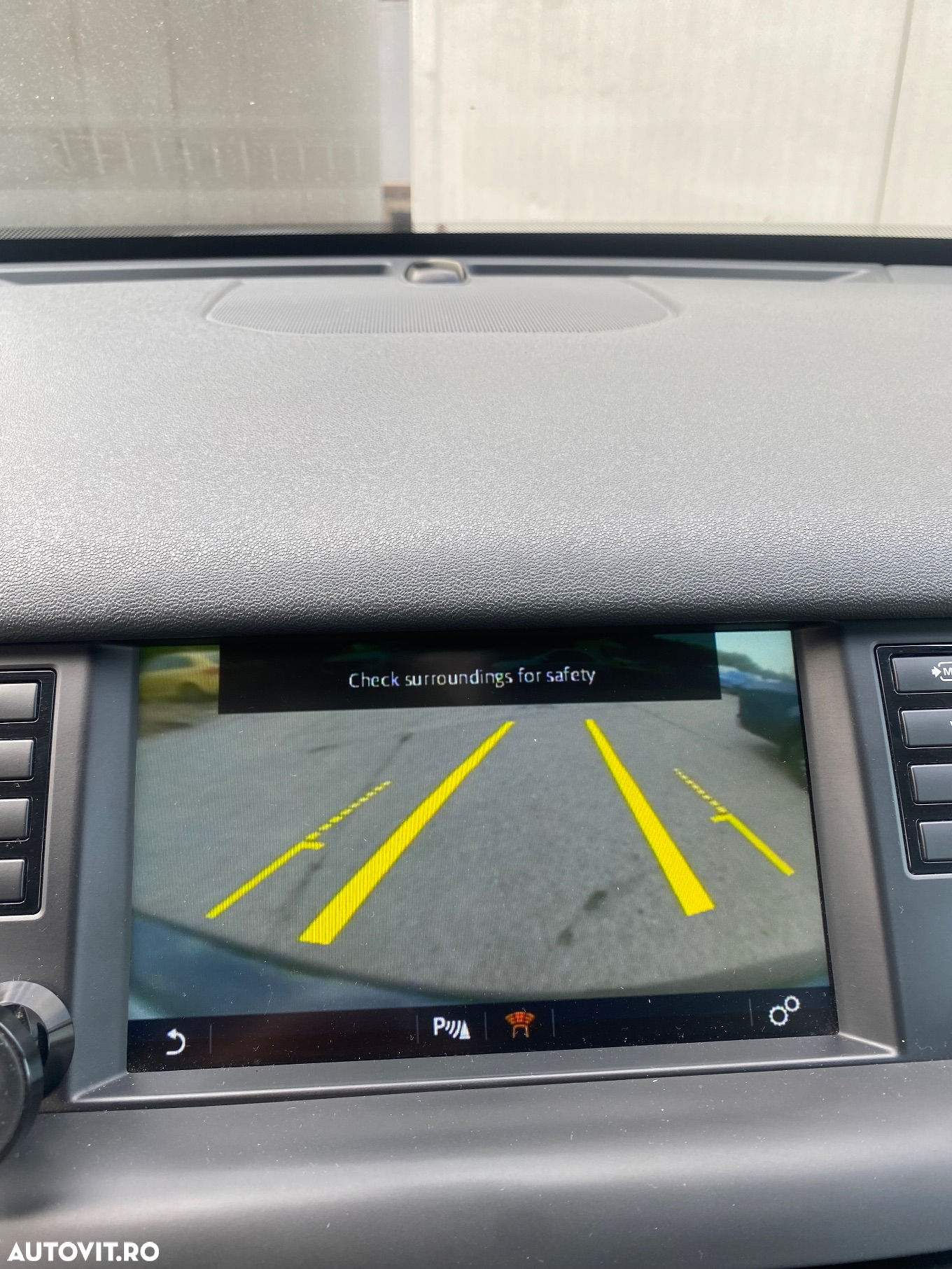 Land Rover Discovery Sport 2.0 l TD4 HSE Luxury Aut. - 14