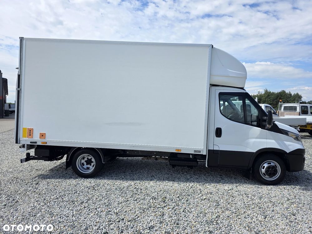 Iveco IVECO 35-180 3.0 HPI 180 KONNY KONTENER 4.2 M WINDA KLIMA 8 BIEGÓW HIMATIC WEBASTO BLIŹNIAKI DO 3.5 T WINDA - 6
