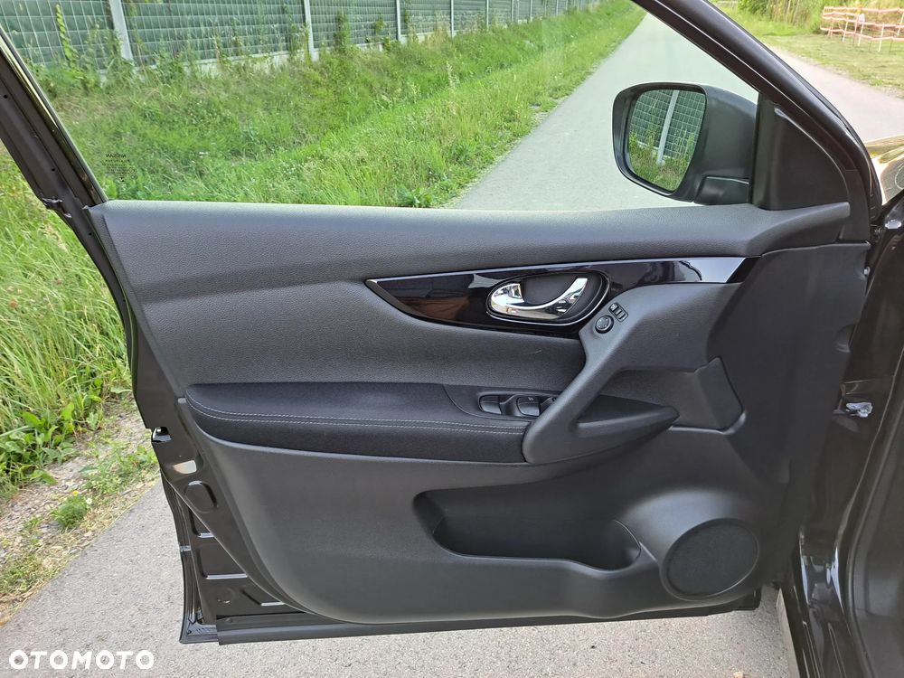 Nissan Qashqai 1.2 DIG-T N-Connecta - 9