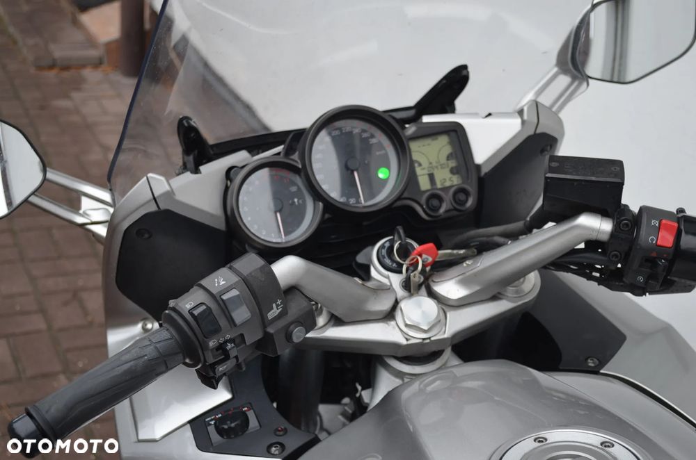 Yamaha FJR - 5