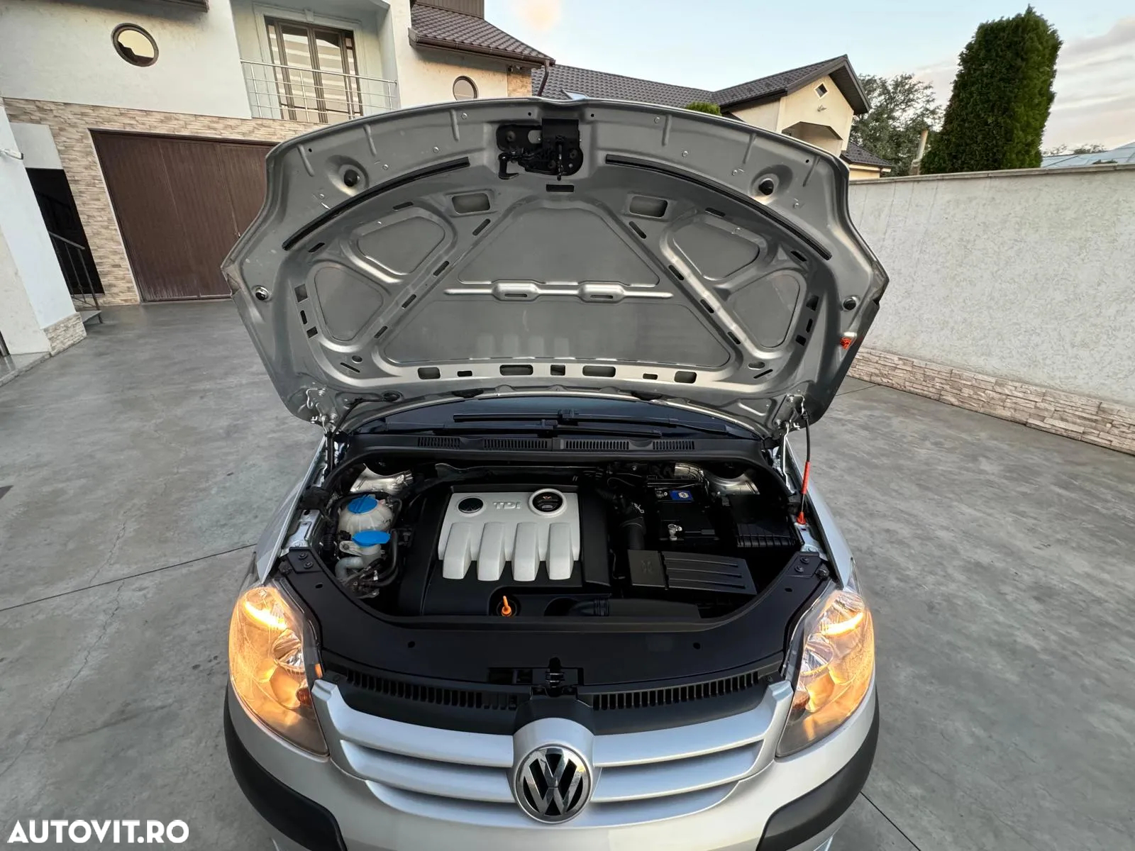 Volkswagen Golf Plus - 13