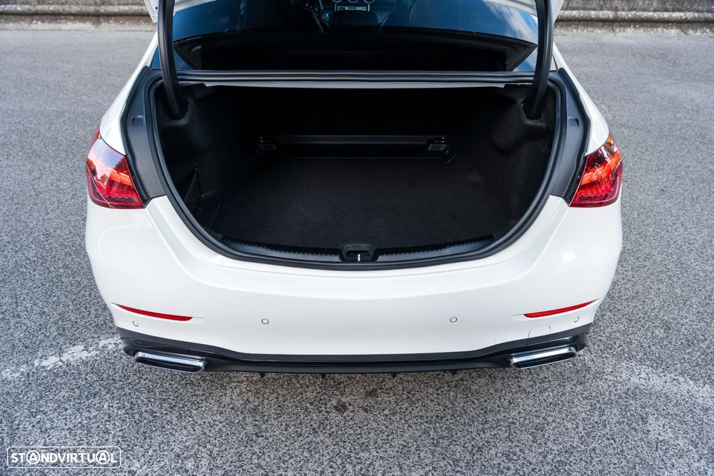 Mercedes-Benz C 300 d AMG Line - 15