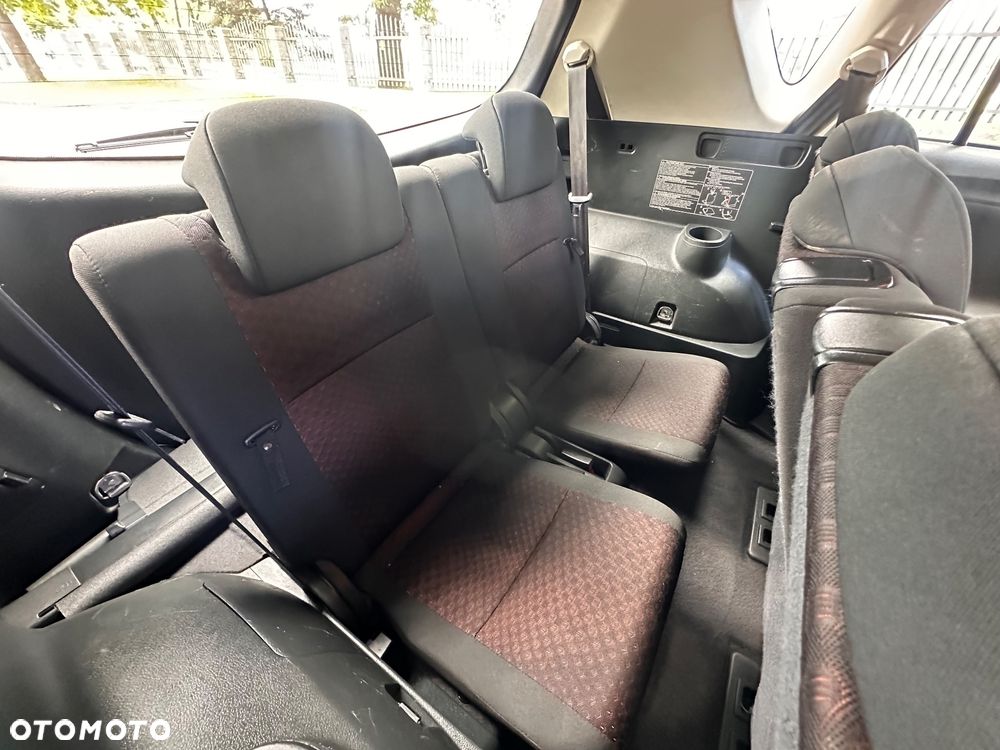 Toyota Verso 2.0 D-4D Executive - 7