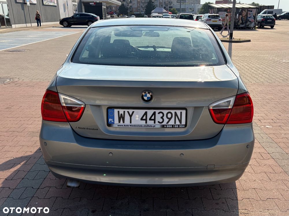 BMW Seria 3 318d DPF - 6