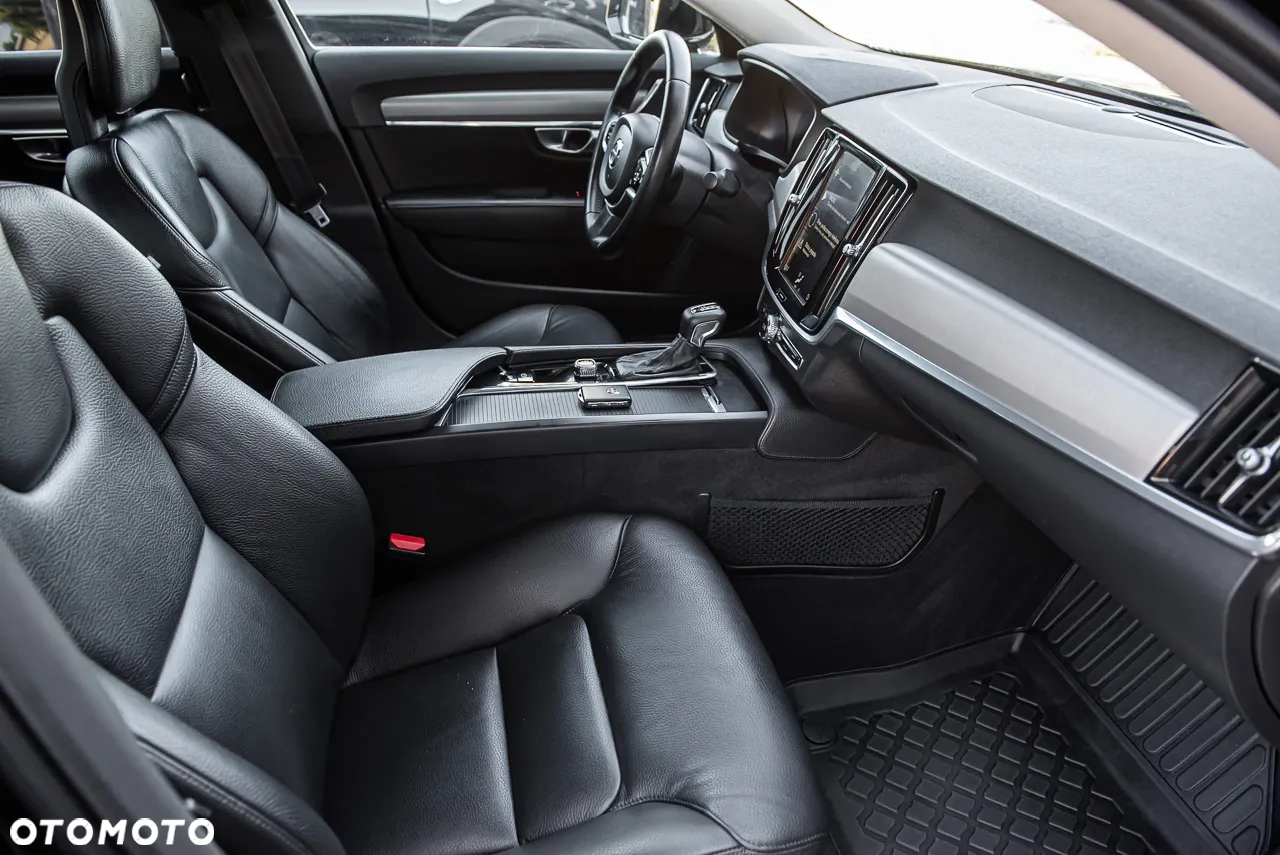 Volvo S90 - 29