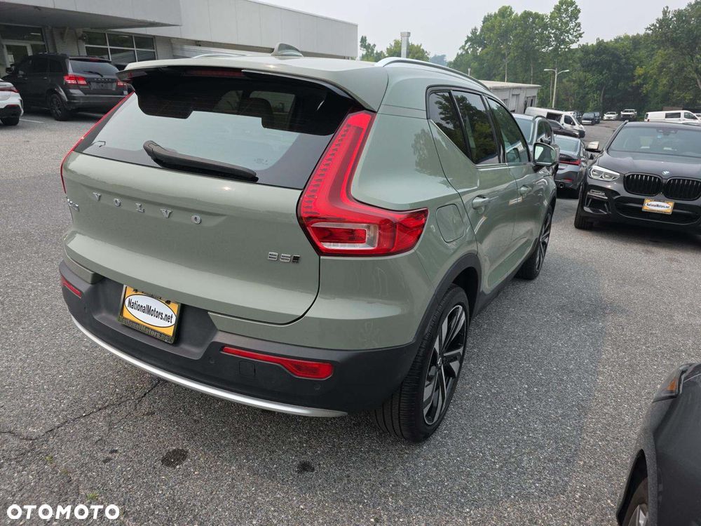 Volvo XC 40 - 4