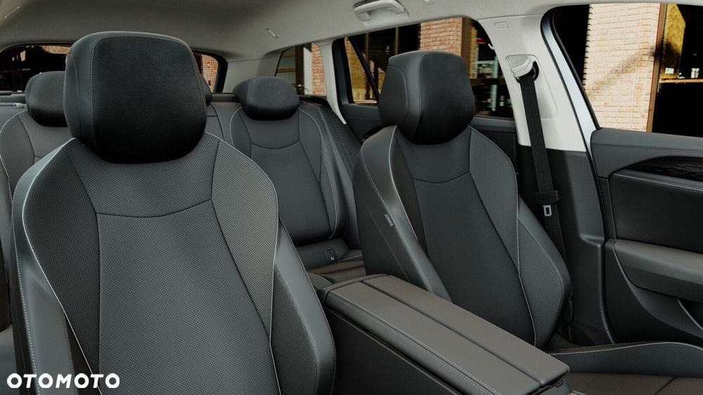 Volkswagen Passat Variant 1.5 TSI eHybrid PHEV 150kW Business Plus DSG - 11