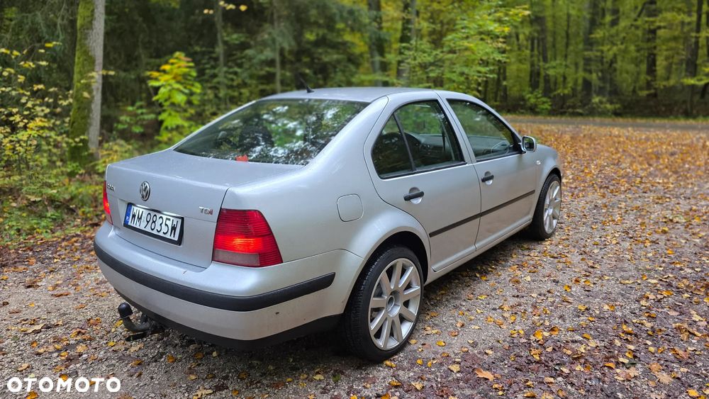 Volkswagen Bora 1.9 TDI - 23