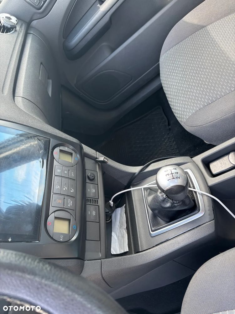Ford Focus 1.6 Ambiente - 9