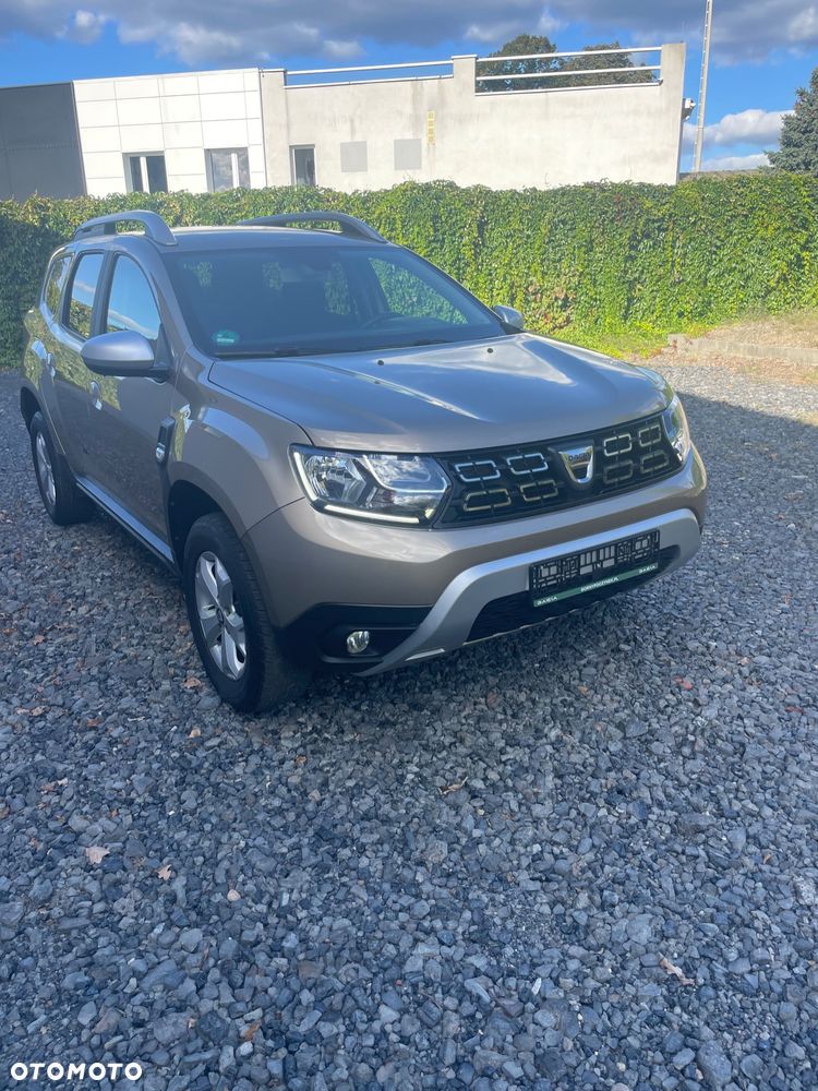 Dacia Duster 1.6 SCe Laureate S&S - 3