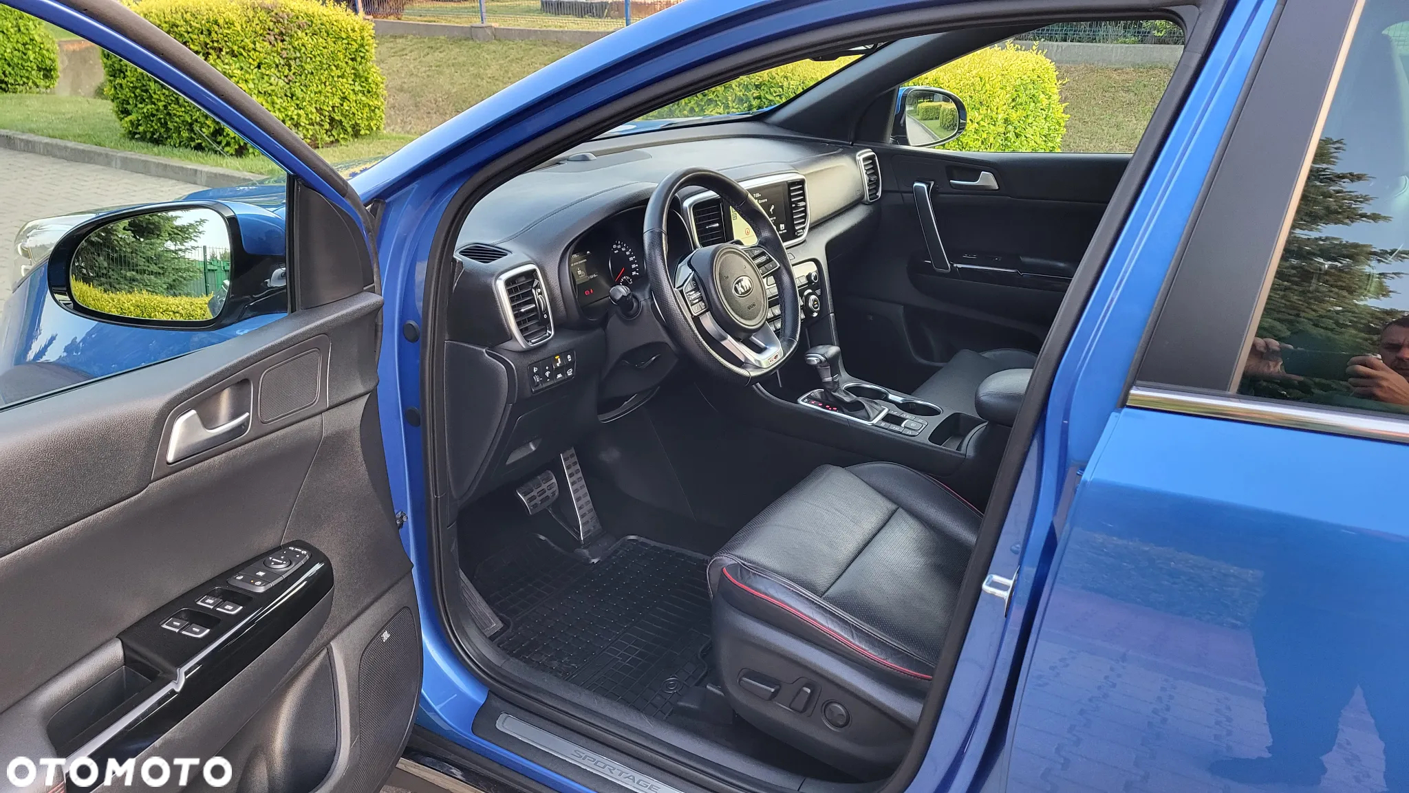 Kia Sportage 2.0 CRDI AWD Eco-Dynamics+ (48V M-H) GT LINE - 4
