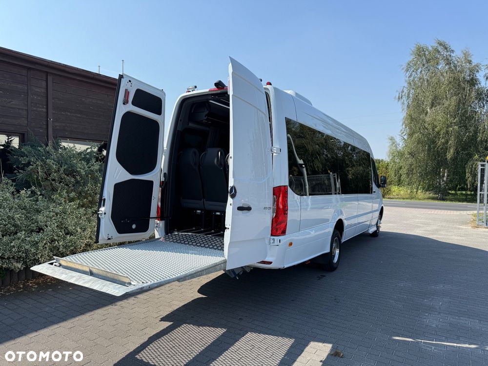 Mercedes-Benz Sprinter 519 VBI +Winda - 11