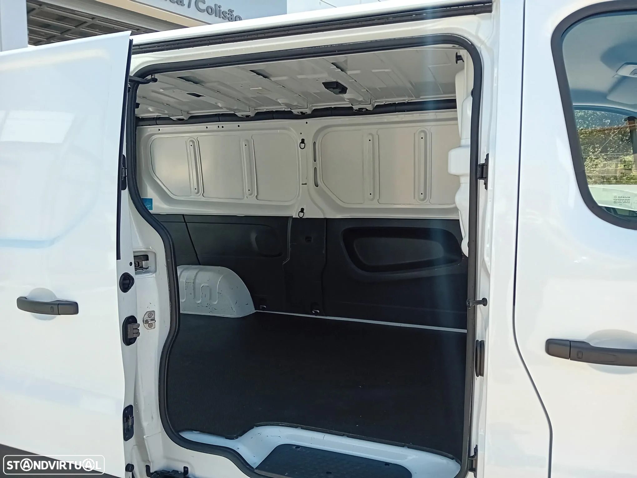 Renault trafic - 10