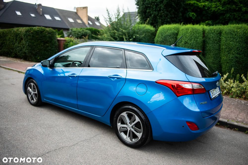Hyundai i30 1.6 GDI Style - 12