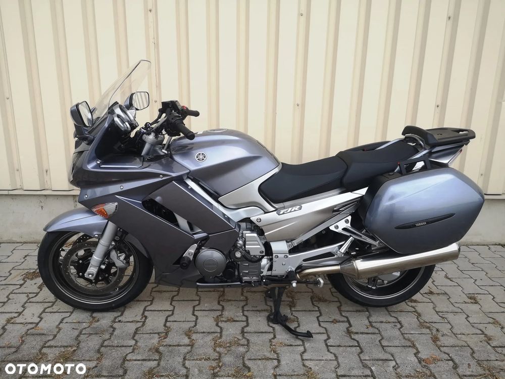 Yamaha FJR - 1