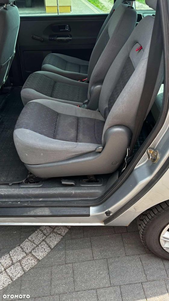 Ford Galaxy - 5