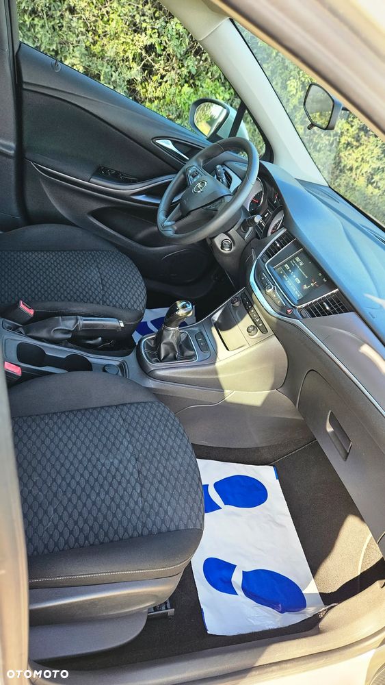 Opel Astra 1.4 T Dynamic - 22