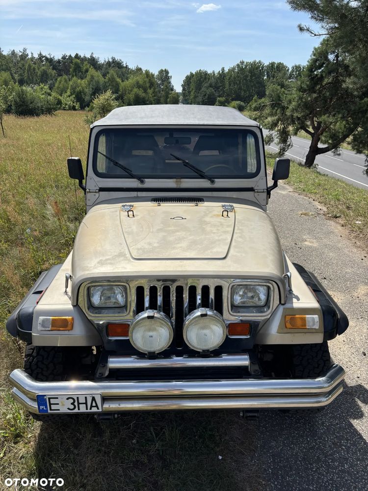 Jeep Wrangler - 3