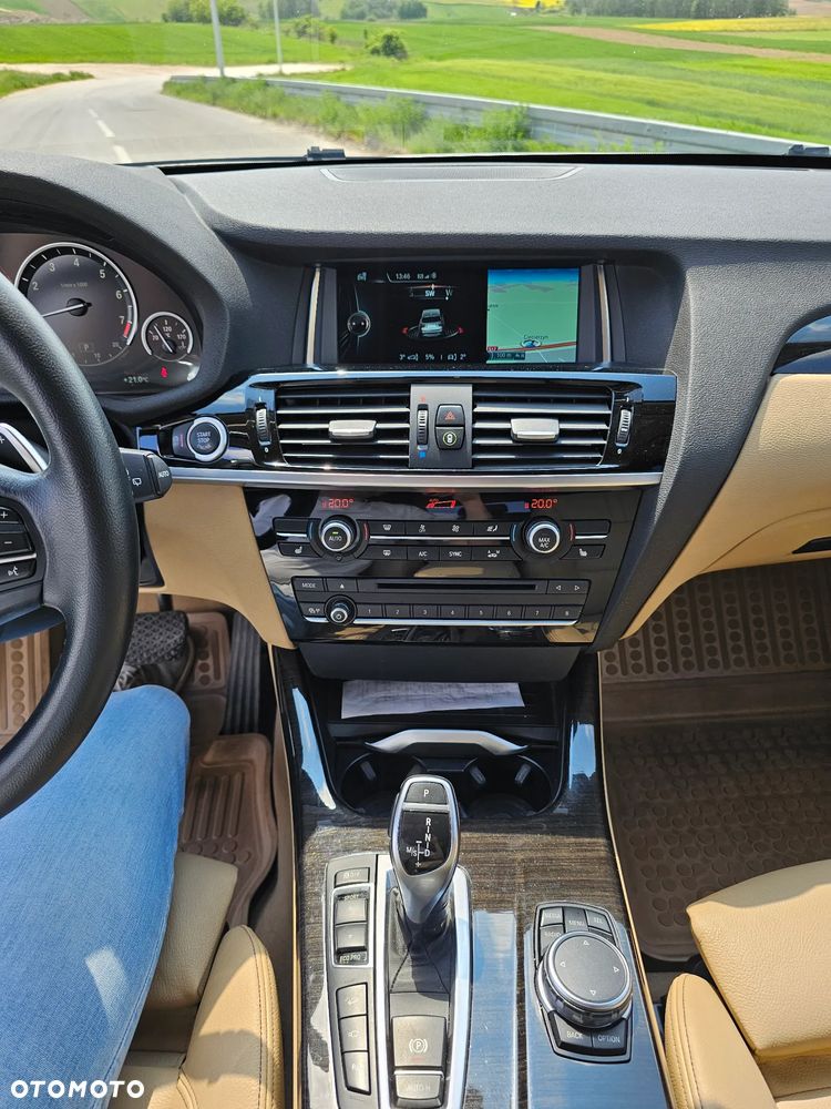 BMW X3 xDrive28i xLine - 8