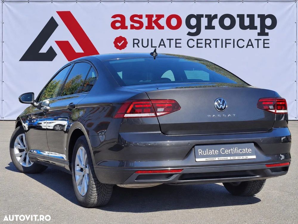 Volkswagen Passat - 4