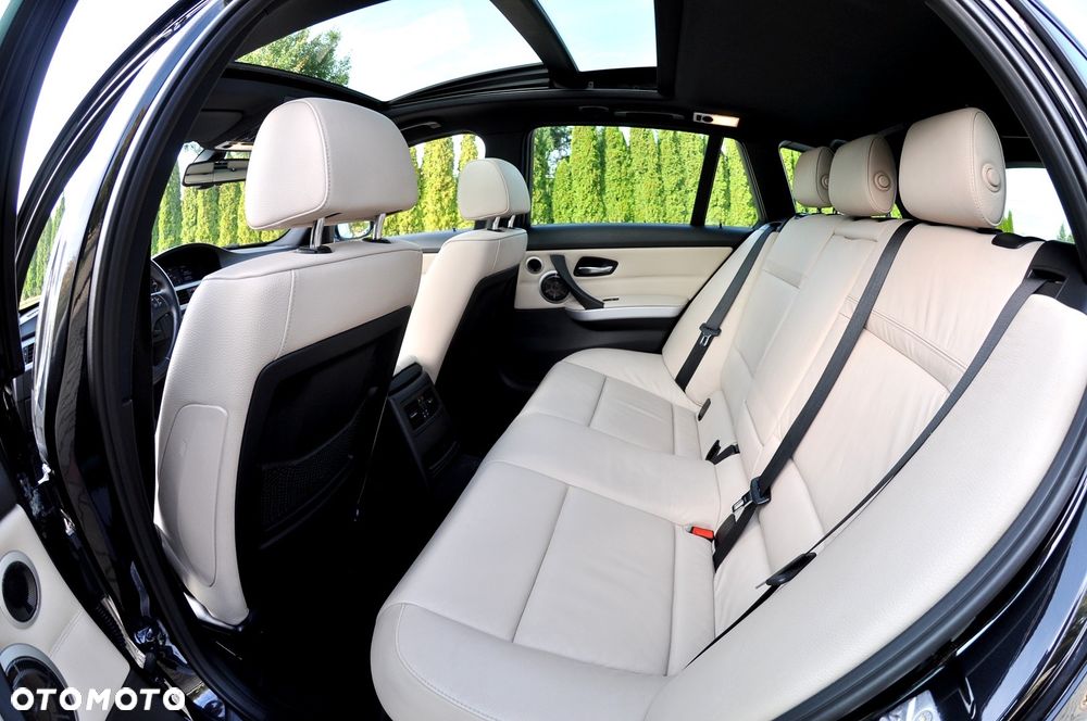 BMW Seria 3 - 24