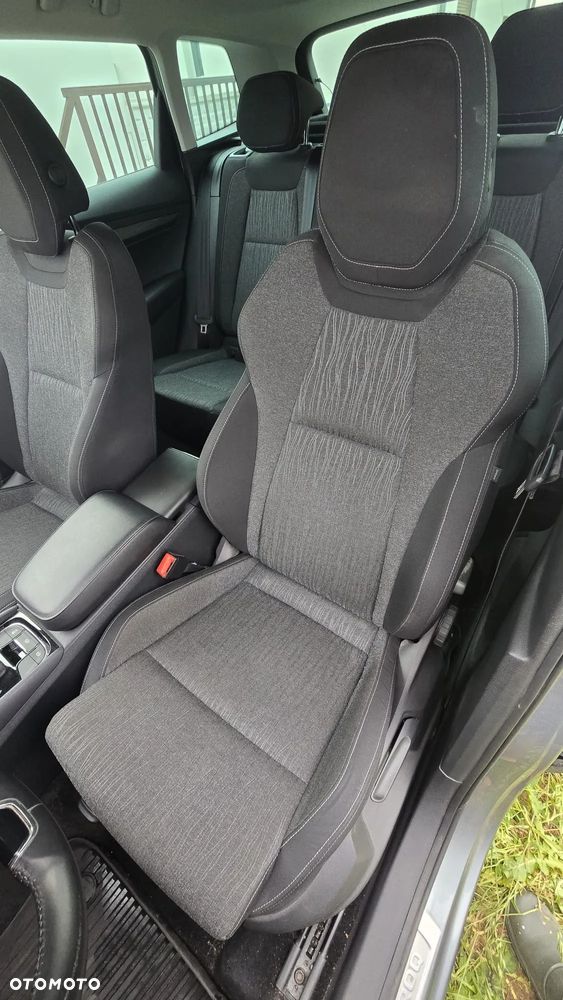 Skoda Karoq 1.5 TSI ACT GPF 4x2 Style DSG - 28