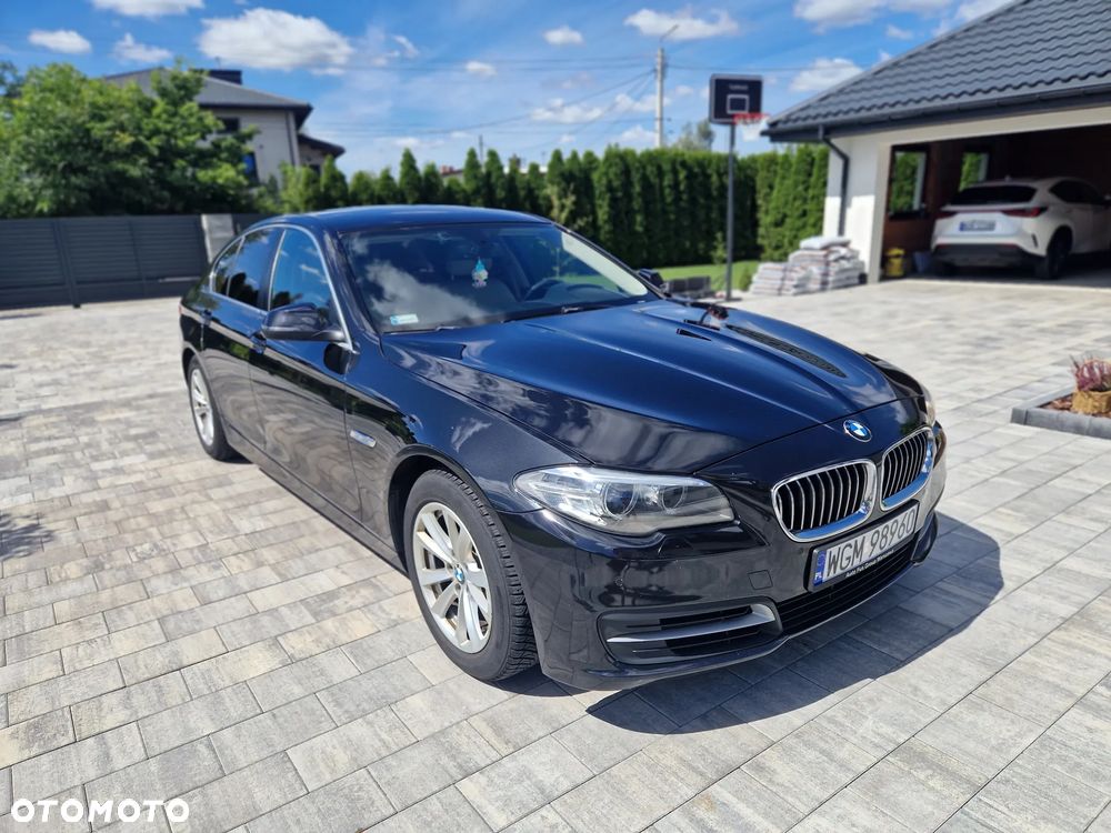 BMW Seria 5 520d xDrive Luxury Line - 7