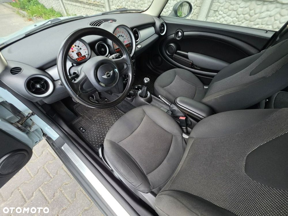 MINI Cooper - 11