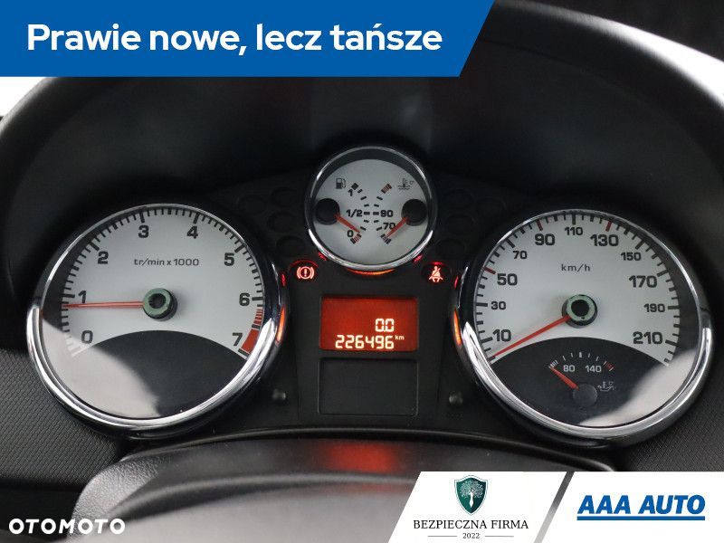 Peugeot 207 - 13
