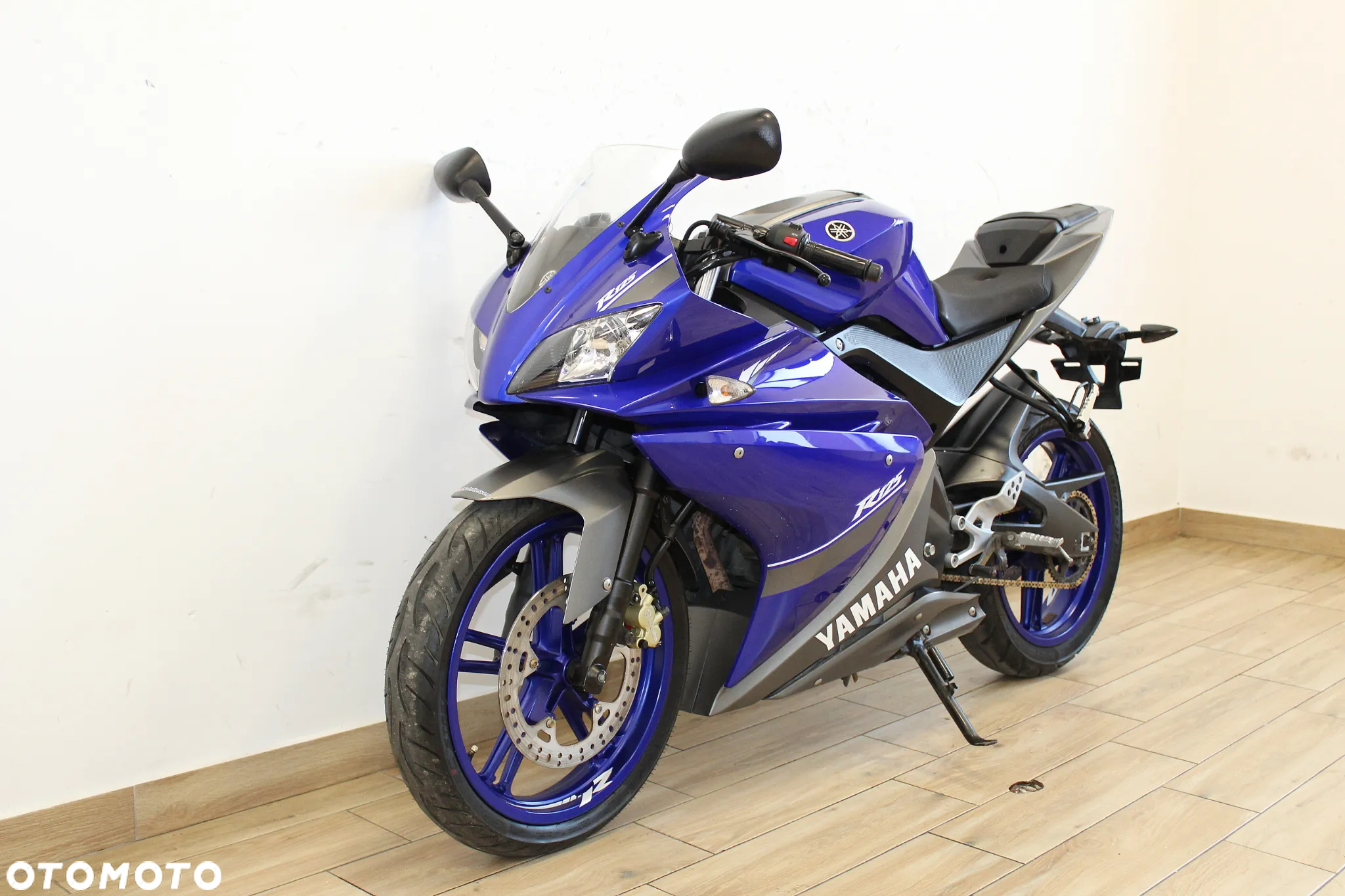 Yamaha YZF - 7