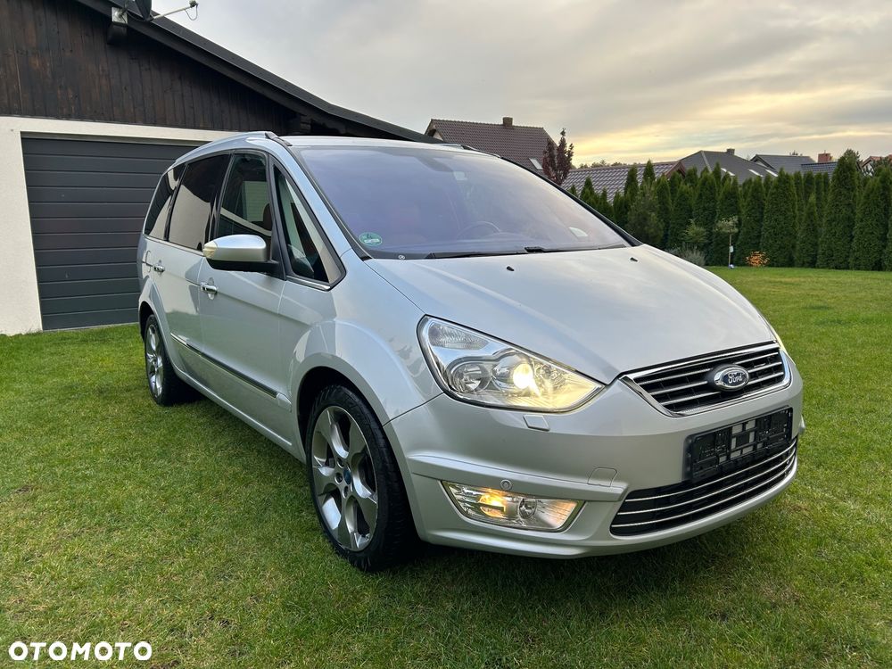 Ford Galaxy 2011 photo 3