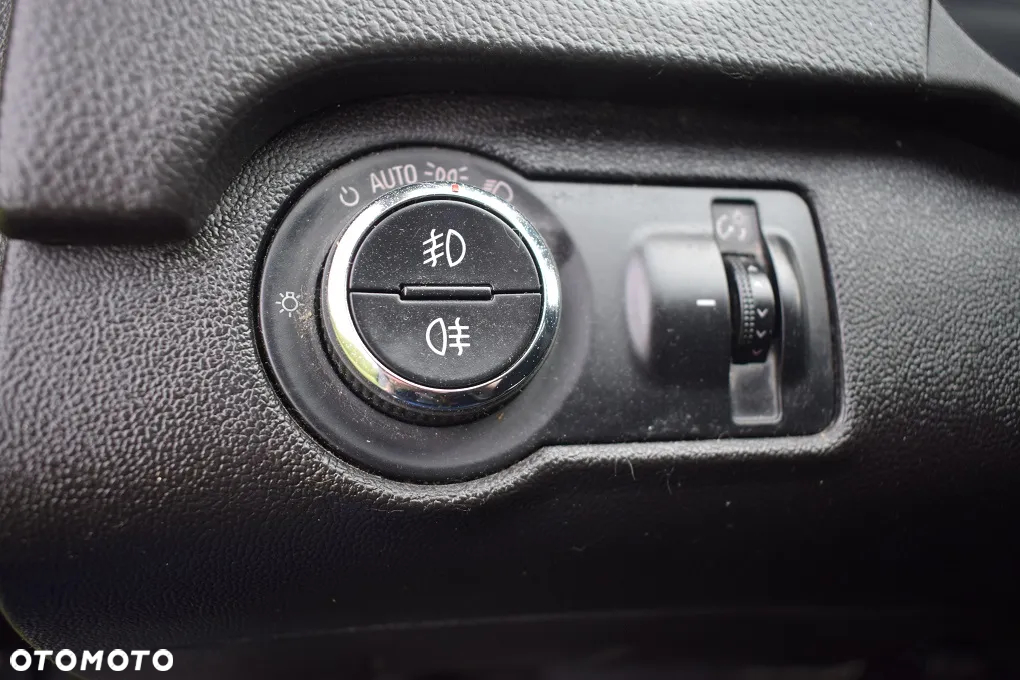 Opel Insignia 2.0 CDTI Sports Tourer Automatik Cosmo - 19