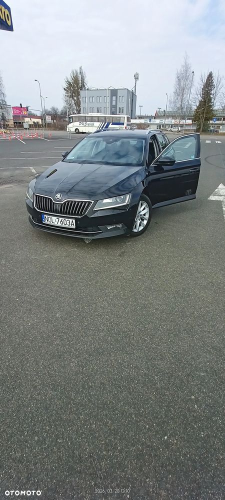 Skoda Superb 2.0 TDI Style DSG - 17