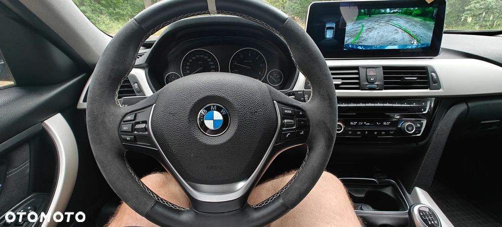 BMW Seria 3 325d Touring Sport Line - 8